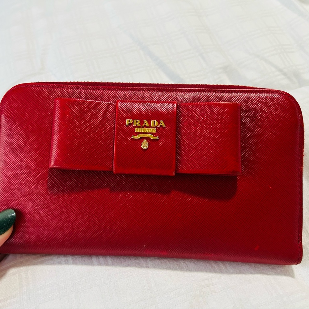 Red Prada Saffiano Bow Zip Around Wallet